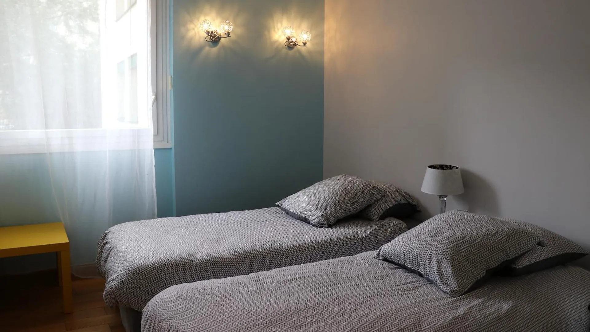 Magnifique Grand Appartement De Luxe 4 Chambres Dans Le Centre De Paris